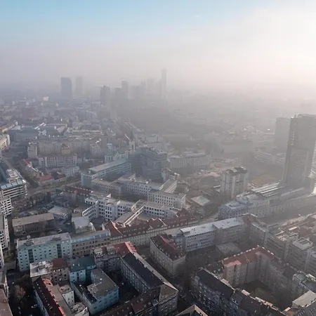 Lam Pink - Jacuzzi - Ac - Ps4 * Pressburg