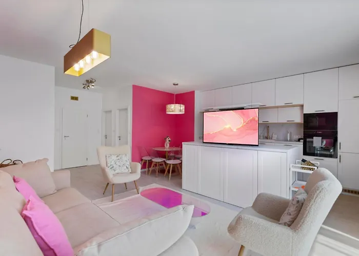 Lam Pink - Jacuzzi - Ac - Ps4 Apartmán *