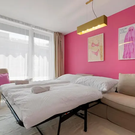 Apartman Lam Pink - Jacuzzi - Ac - Ps4