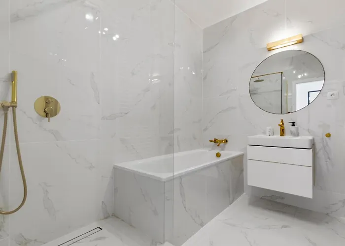 Lam Pink - Jacuzzi - Ac - Ps4 Apartman *